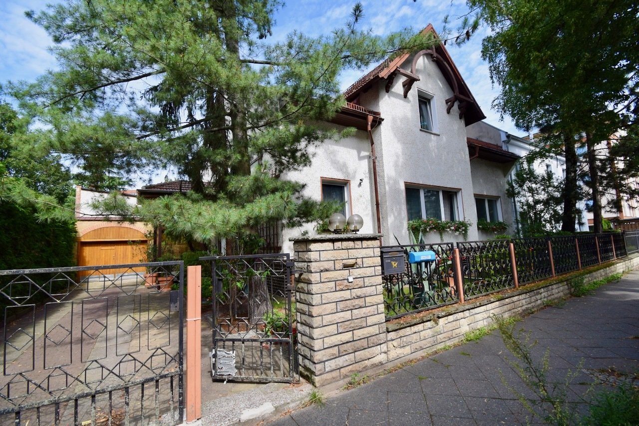 Drei Einheiten - Großzügig wohnen, vielseitig investieren  Drei Einheiten - Großzügig wohnen, vielseitig investieren